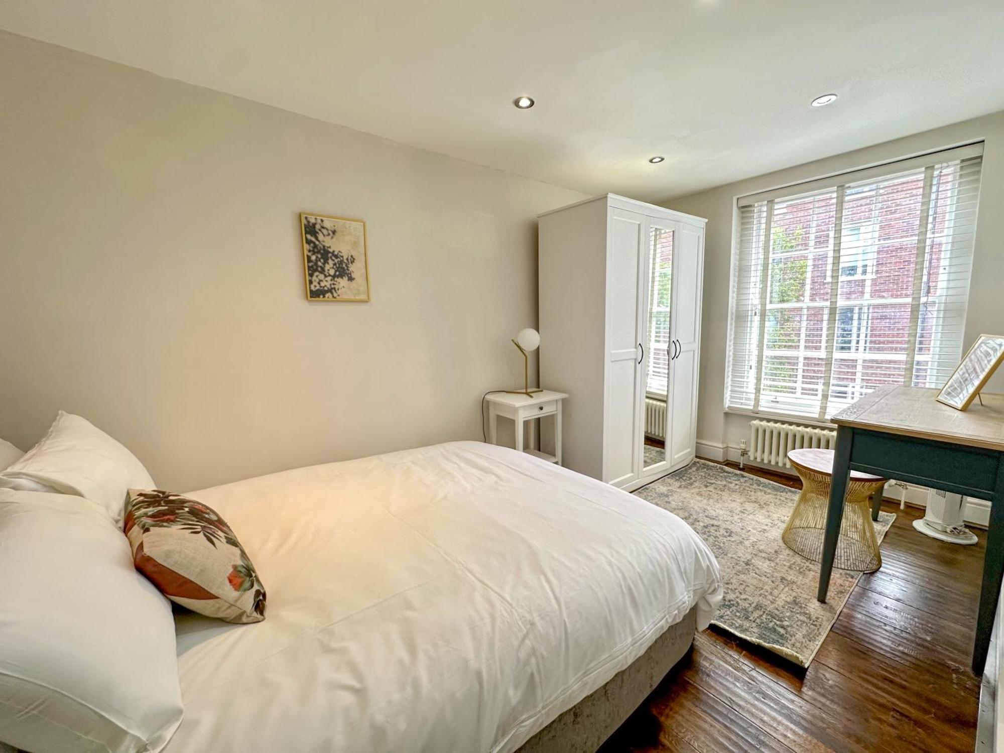 Bloomsbury Residences Лондон Экстерьер фото